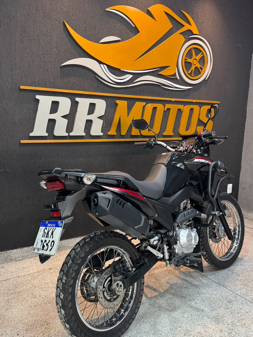 Bros 160 CBS