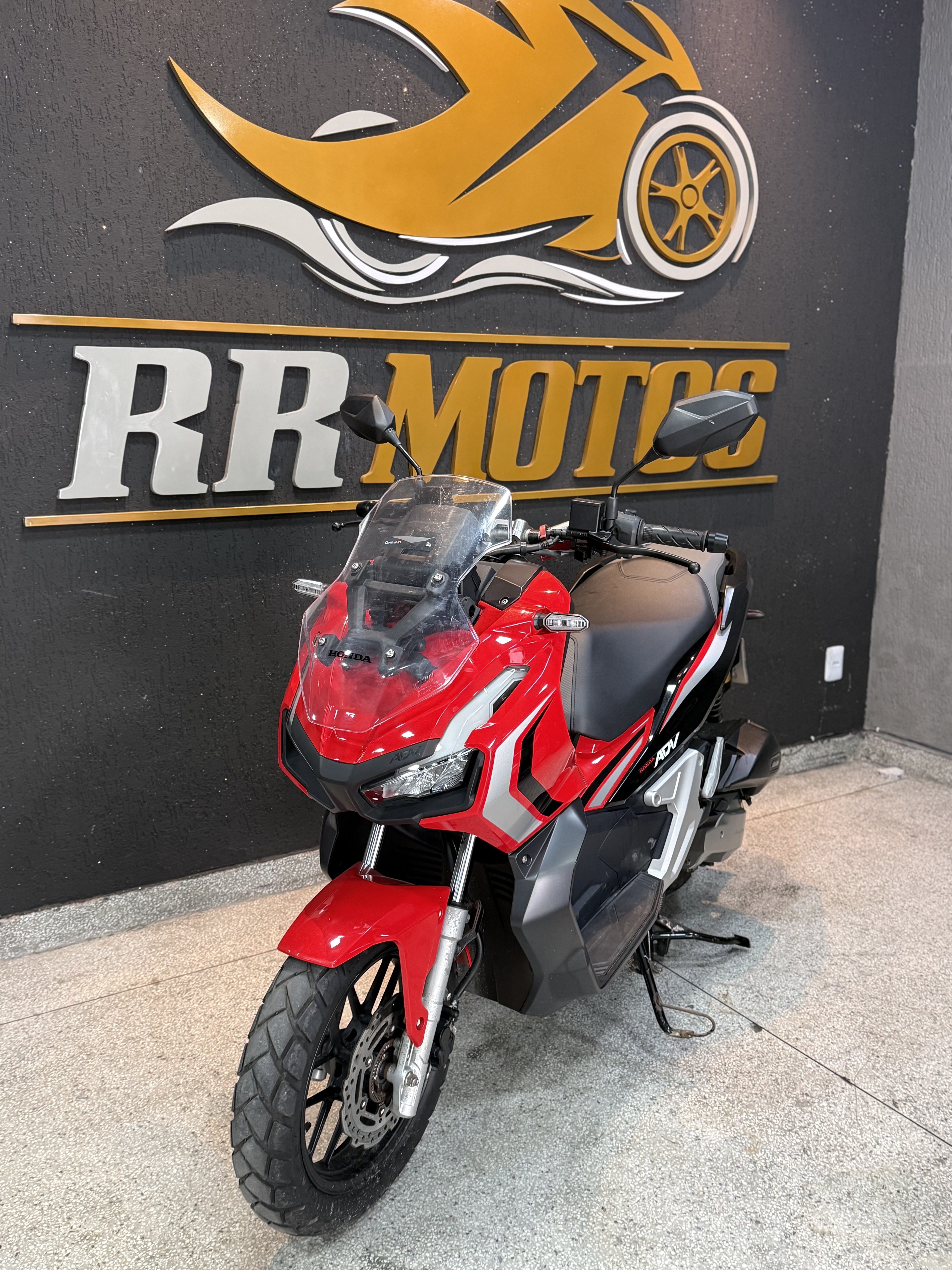 Adv 150